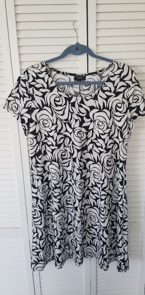 Black & White print dress